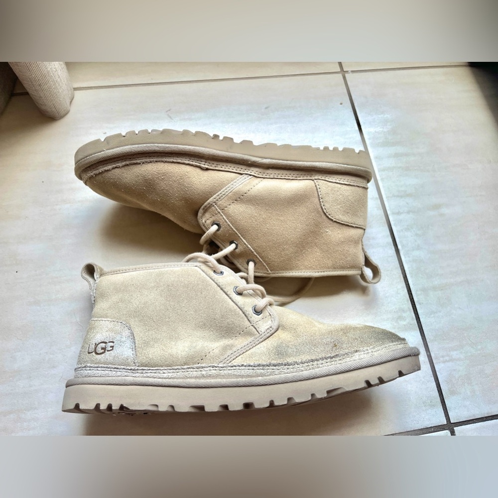 UGG Neumel size 10